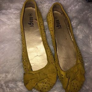 Yellow flats